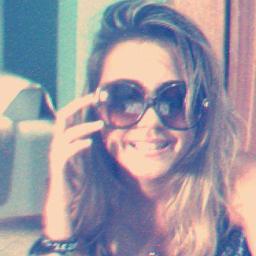 Não viva para que a sua presença seja notada, mas para que a sua falta seja sentida.  Prazer Melissa Andrade
