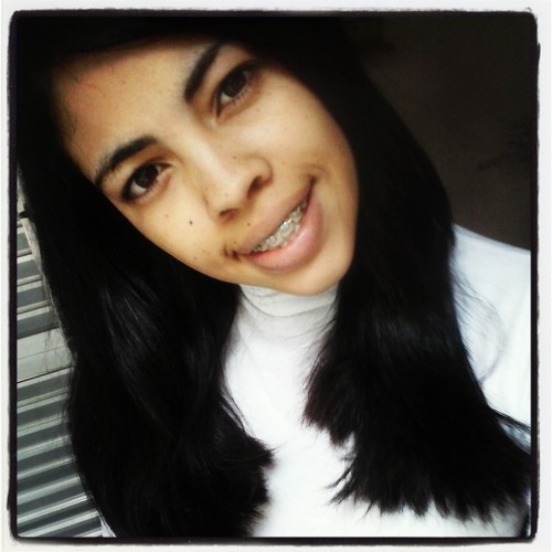 Senhor, Proteja-me de todo o mal de toda as pessoas de mÁ fé e que toda a energiÁ negativÁ  que chegar até mim se transforme em amoor ♥