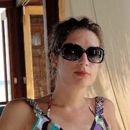 Traveller, curious, clumsy, Irish Parisian, optimist. #humanship