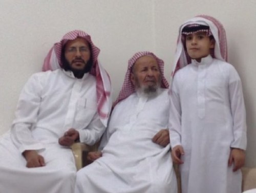 موجه طلابي و مقرر لجنة شباب محافظة ( الدوادمي )