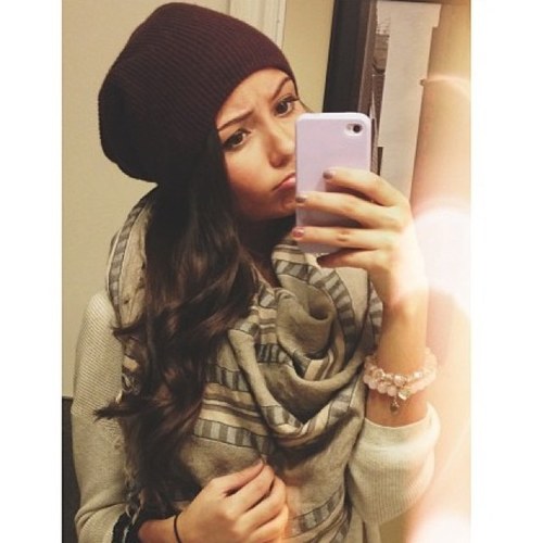 hi im lauren i like degrassi lol