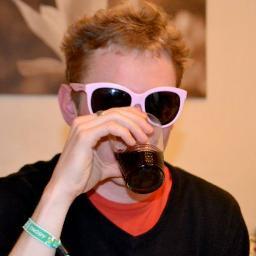 PhD student in Nanotechnology at University of Cambridge. Tweets about nanotech, Ireland and whatever else catches my eye.