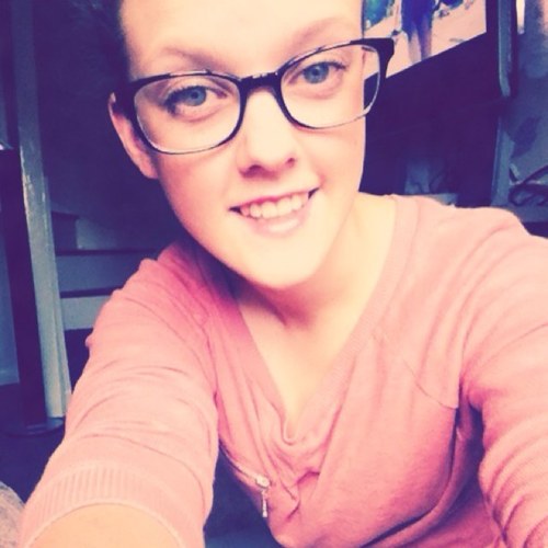 lauzaaaxx's profile picture. ||JustNew||16YearsOld||MacMiller||Shakira||NicoleScherzinger||Summer||MyFriends||Instagram:Lauzaaxx||