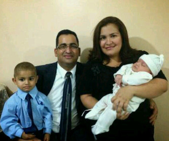 Casada, con 2 hijos, Administradora y Adventista del Septimo Día