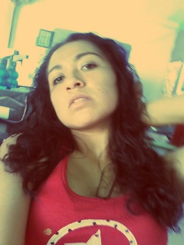 talbes soy un poco enojona , loca, atrevida pero saben yo soy de buenos sentimientos  y cuando digo que te amo lo digo con el corazon en la mano