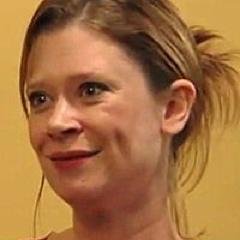 Faked my death. Mother of @the_ian_beale's kid @BealeBobby. Hate @JannineButcher. Role-playing account - not affiliated with anyone who has portrayed Laura.