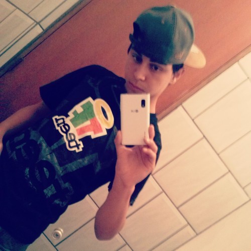 Jogador de Futebol,Goleiro ! (Sub-15)...#EuQuero #EuPosso #EuConsigo ----- foco,força,fé...(; ----
 WHATS : 051 81864184