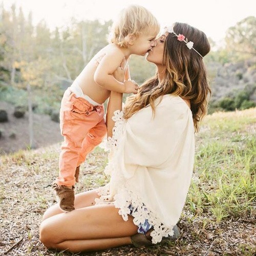 Welcome to The Mom Community page! Subscribe to our Lists to help other moms connect to you! Embrace all parenting styles and stay humble ❤