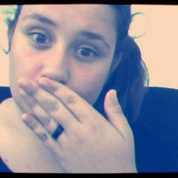 eu poderia te escrever mil cançoes so pra vc, poderia te falar meus motivos pra gostar tanto de vc, me diz quando a gente vai se ver , @luansantana