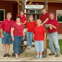 Jonamac Orchard is a family owned and operated apple orchard in Malta, Illinois.  We have u-pick apples, corn maze, pumpkin patch and much more!