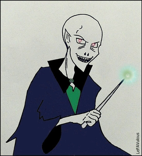 El Señor Oscuro ha vuelto con mas horrocruxes que Madonna. Si no me obecedes, Avada Kedavra.  #LigaDeLaMaldadEnTwitter #Troll #FAVioladoresArmy. / Me dais asco.