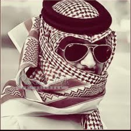 انا لآ أجِيد التَصنُع أبدًا أظهر شخصيتي وحيآتي علىَ حقيّقتهآ فَ إنّ رُقت لأحَد يُسعدني ذلك وإذَا لمّ أرُوق له فليعلم آنني لمّ أخلَق لأرضِيہْ ...