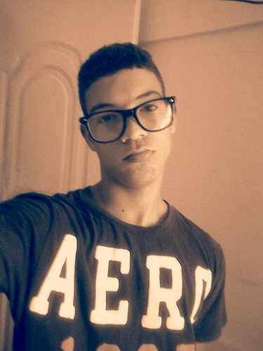 Follow me and be big/ I follow you back