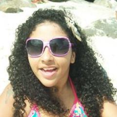 Eu sei que um grande amor não é fácil de se encontrar, mais difícil ainda é deixar de gostar .. ♪
