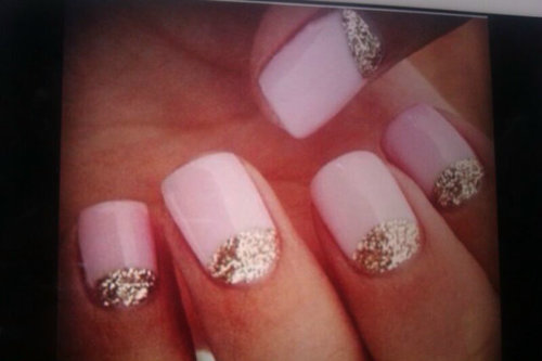 SparkleNailsEJ's profile picture. 