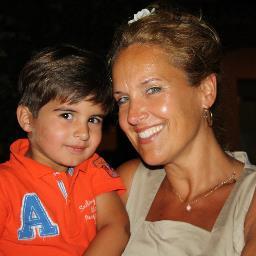 SachavanGennip's profile picture. Creative toegewijde teamspeler, doorzetter met improvisatie- en organisatietalent houdt van uitdaging en gericht op behalen van deadlines en resultaten!