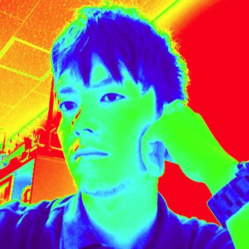 小さなコンサル会社の社長。かつては銀行員。 テクノロジーが好き。ダイビングが好き。発言は個人の見解です。