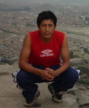 estudiante de ing. mecanica, tecnico en maquinarias pesadas, futbolista de copa peru