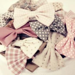 LOVE BOWS