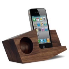 Technology made natural by hand in America. Wood accessories for your Apple device. Quality, Craftsmanship, Sustainability. http://t.co/Q69schGHDx