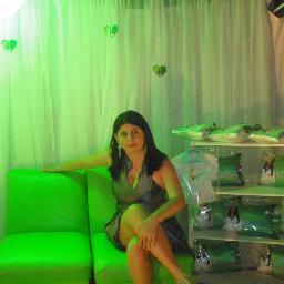 eu sou alegre,simpatica,sincera falo que penso n kara quando ñ gosto,no momento desempregada,gostaria 0418698299126/0218695124336 contrato trab