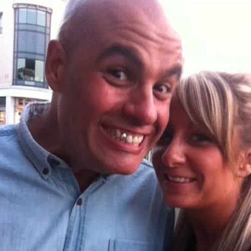 Married 29th june 2012!!! got dogs that destroy everthing! love trainers and anything with wheels.... Got my 1st child on the way!!! Due in on the 29th May...