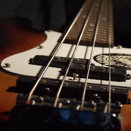 Alaanzittho's profile picture. Duermo un acorde mágico y despierto al oírlo tocar, soy esencia de la humanidad, represento la promiscuidad de las almas que enferman de paz.