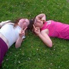 My name is jade I LOVE to hang bout with my mates I really love is one direction they are my everything and i would do anything to see them,Harry's mine back of