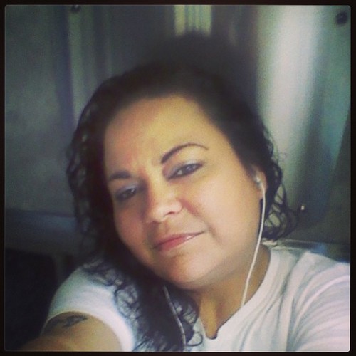 hiswifey4life11's profile picture. love basketball n football my fav teams r bulls thunder n bills raiders fav players d. rose kevin durant loven my life rite now n thats because of my kids,gbs