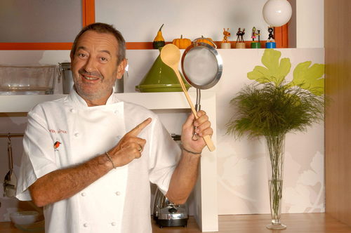 ¿Quieres saber más de Arguiñano? Entonces, no te pierdas las frases más populares de Carlos Arguiñano en su cocina!!