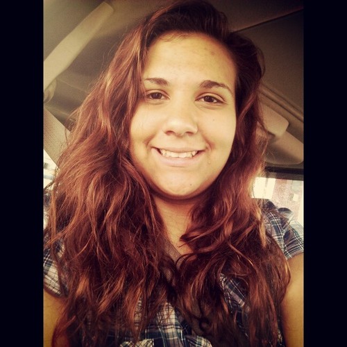 Im Horse Loving, Redneck, Country Girl!! Haha Follow me and i will follow you back!! :)