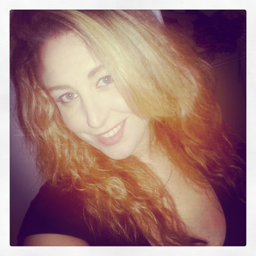 binababe305's profile picture. 