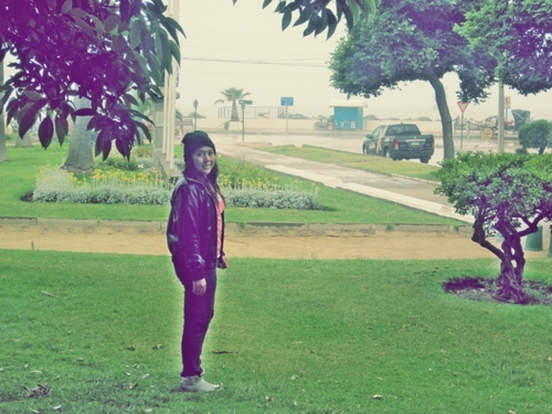 Me llamo Valentina . Soy de Chile. Sonríe siempre! :) I'm Belieber :)