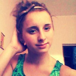 Hi, I'm 14 years old, Poland. I'm Belieber :)) JUSTIN'S CONCERT: 25/3/13 3  # I'm here to support my idols @selenagomez
@justinbieber :)