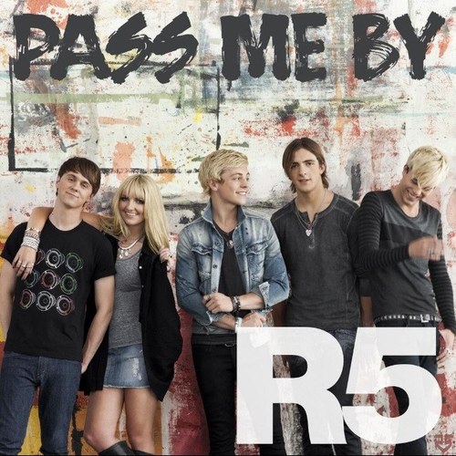 whats up we're R5 FANS! @rikerr5 @ratliffR5 @rydelR5 @rockyR5 @rossr5 @officialR5 LOVE THEM #R5family keep on ROCKIN! LETS GET LOUD!!!!
