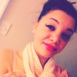 #Follow your dreams but follow me first ^.^ then go follow this pretty bitch @Alyse_98 &This lil boaa `@RawwAssRican`^.^