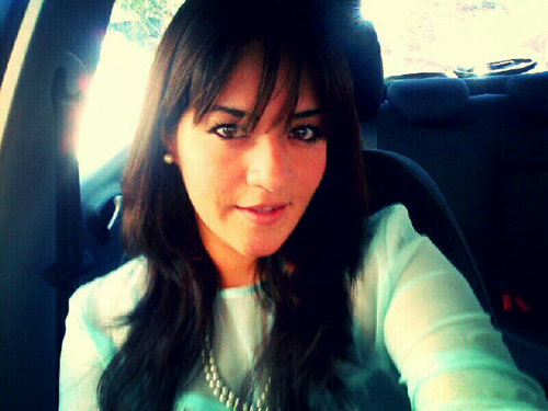 Aprendí que quien no te busca no te extraña, quien no te extraña no te quiere, que la vida decide quien entra en tu vida pero tu decides quien se queda en ella
