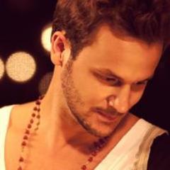 Fc criado para o baterista da banda Nego Joe, Giba.                                                       http://t.co/yy5LQR8QKw http://t.co/c5YW3vVSh5