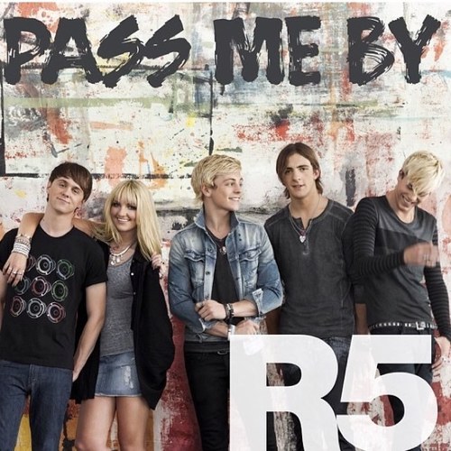 Saw R5 on may 10! Best day ever :) Shout for Serenity is awesome GET @rydelR5 to see this!!