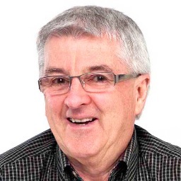 Home based graphic and web designer. Seller of software for business success. Husband, dad, grandfather. Social media student.
