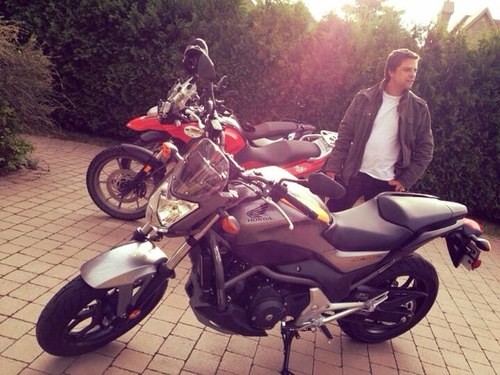 _marobertson's profile picture. À l’école, j’avais toujours hâte à la récré’