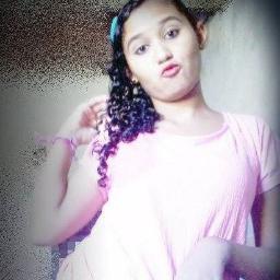 - Solteira, 15 anos, magrinha, morena dos cabelo cacheado *o* ,  ranrw eu posso & vc nau rç *-* . eu mim & isso que importa!    #Daleste eterno! :'( !