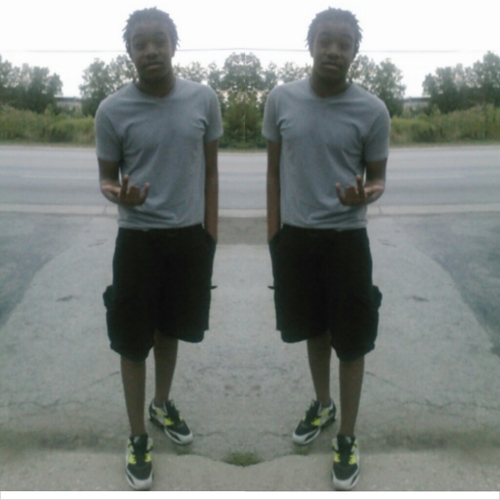 Quit starin at my muhfucking bio and Follow me.