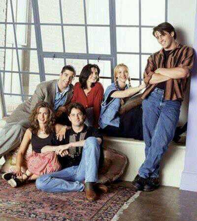 Joey, Rachel, Phoebe, Ross, Monica end Chandler. @courteneycox @DavidSchwimmer @MatthewPerry @lisakudrow :).