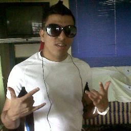 soy un buen chico chevere con 19 años soltero con metas para seguir adelante sígueme y te sigo si quieres whassapth pidelo