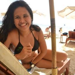 jhaysizzless's profile picture. Thunder bolt birthmark on the right leg.ϟ  Beach-o-holic. kisses. Parties. Good life. Happy and Satisfied.