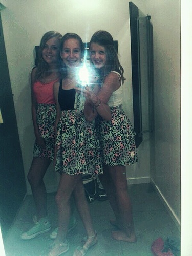 cupcakeje_xx's profile picture. 12 jaar x ♥ one direction x ♥ice teaa! x ♥ k hou van jullieee x k mis jullieee x:( ♥