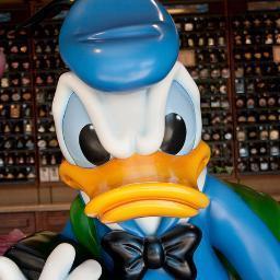 ♦ Clown de service depuis 1790 ♦ Tchipeur pro depuis 2 semaines et demi au moins ♦ J'ai dit BONJOUR ♦