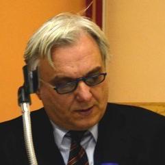 Director of AdAstra Foundation, Italy. PhD, linguist, lecturer, opera buff.