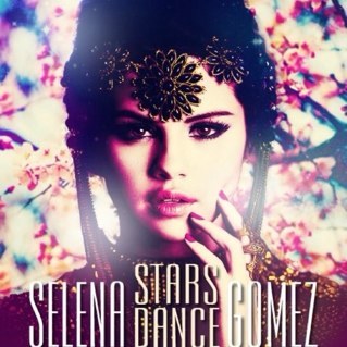 the ever gorgeous queen @selenagomez